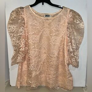 Gilberti floral top lace vintage pink size small